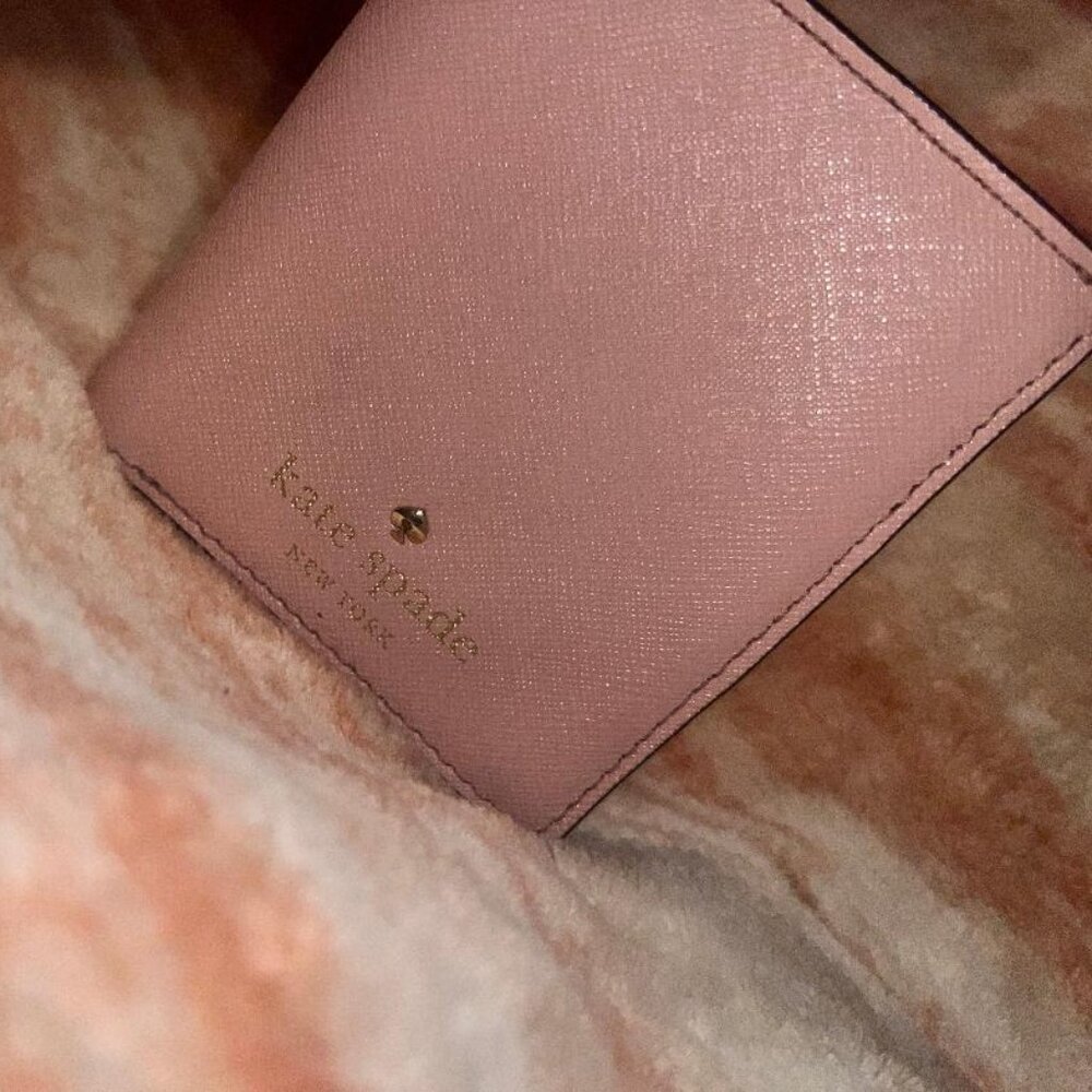 Kate Spade Mini Wallet - Picture 2 of 3